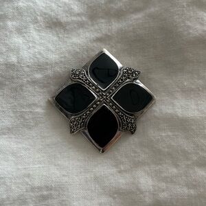 Sterling Silver Onyx and Marcasite Square Crosshatch Brooch